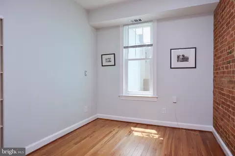 3238 P St NW, Washington, DC 20007 photo 10