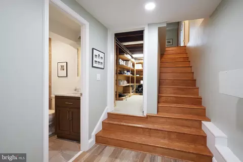 3238 P St NW, Washington, DC 20007 photo 11