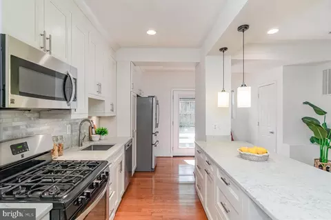 1933 Lincoln Rd NE, Washington, DC 20002 photo 15