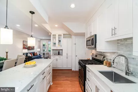 1933 Lincoln Rd NE, Washington, DC 20002 photo 17