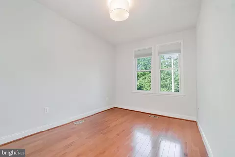 1933 Lincoln Rd NE, Washington, DC 20002 photo 37