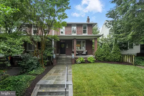 3831 Fulton St NW, Washington, DC 20007