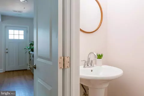 Entry Way - 1616 C St NE, Washington, DC 20002 photo 4 of 18