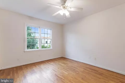 Bedroom - 542 7th St SE, Washington, DC 20003 photo 2 of 4