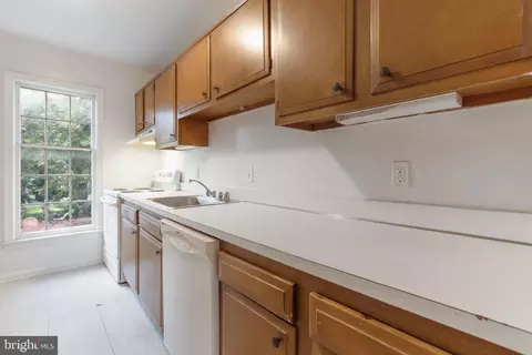 Kitchen - 542 7th St SE, Washington, DC 20003 photo 1 of 1