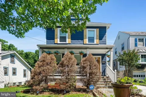 1230 Girard St NE, Washington, DC 20017