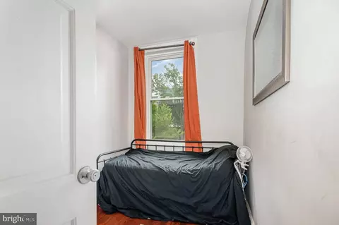 912 7th St NE, Washington, DC 20002 photo 18