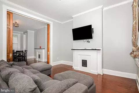 912 7th St NE, Washington, DC 20002 photo 9