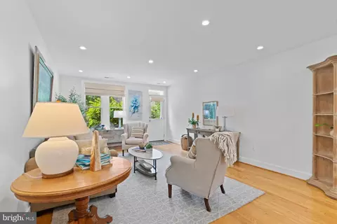 320 A St NE, Washington, DC 20002 photo 8