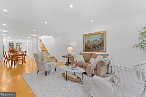 320 A St NE, Washington, DC 20002 photo 9