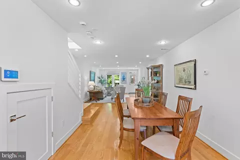 320 A St NE, Washington, DC 20002 photo 10