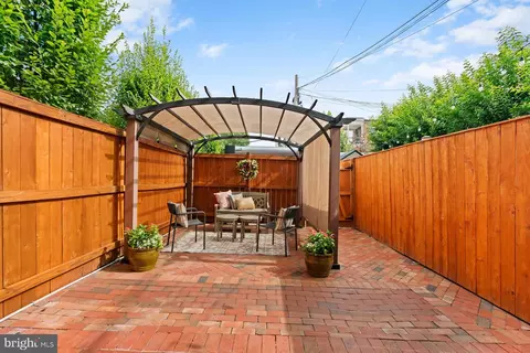 320 A St NE, Washington, DC 20002 photo 25