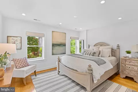 320 A St NE, Washington, DC 20002 photo 19