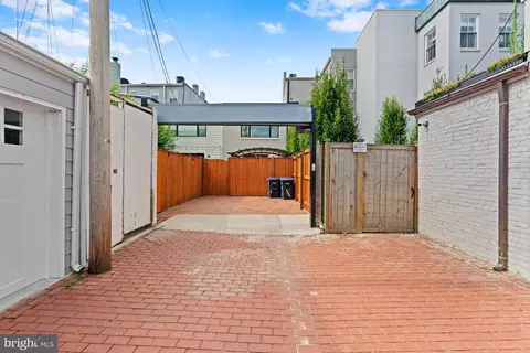 320 A St NE, Washington, DC 20002 photo 28