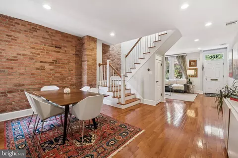 425 16th St SE, Washington, DC 20003
