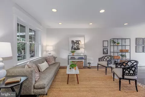 323 18th Pl NE, Washington, DC 20002 photo 4