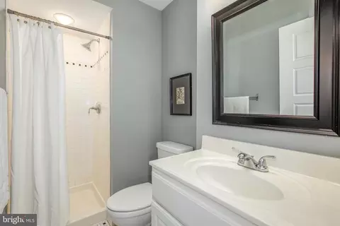 323 18th Pl NE, Washington, DC 20002 photo 18