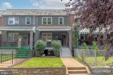 323 18th Pl NE, Washington, DC 20002