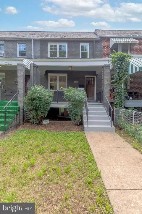323 18th Pl NE, Washington, DC 20002 photo 38