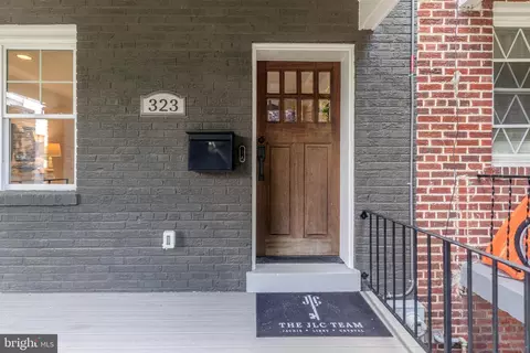 323 18th Pl NE, Washington, DC 20002 photo 2
