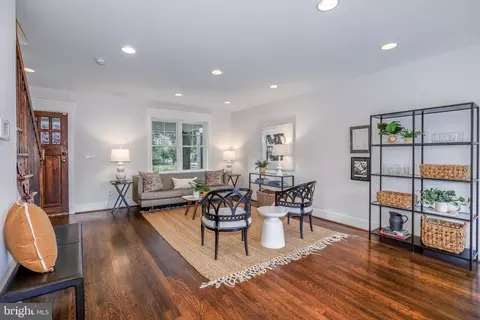 323 18th Pl NE, Washington, DC 20002 photo 5
