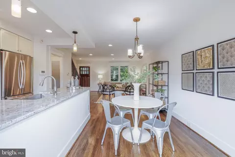 323 18th Pl NE, Washington, DC 20002 photo 8