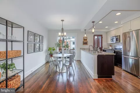 323 18th Pl NE, Washington, DC 20002 photo 6