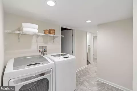 745 Gresham Pl NW, Washington, DC 20001 photo 34