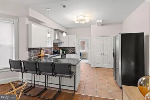 745 Gresham Pl NW, Washington, DC 20001 photo 10