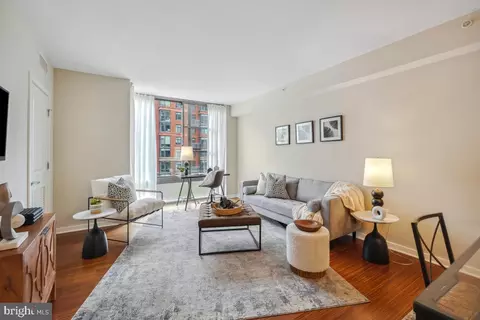 475 K St NW #522, Washington, DC 20001