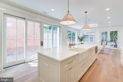 311 5th St SE, Washington, DC 20003 photo 12
