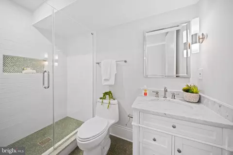 1834 16th St NW, Washington, DC 20009 photo 49