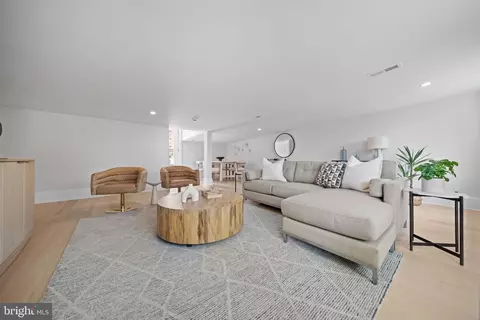 1834 16th St NW, Washington, DC 20009 photo 37