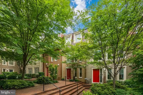 4357 Embassy Park Dr NW, Washington, DC 20016