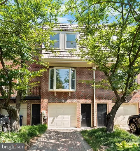 5310 Connecticut Ave NW #4, Washington, DC 20015