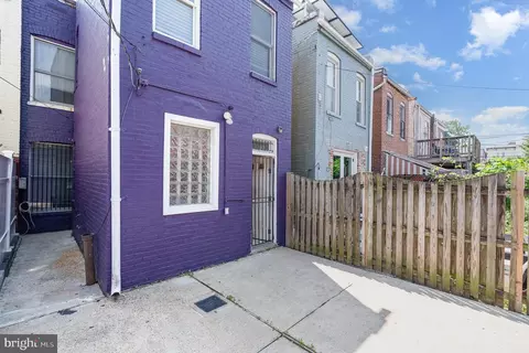 Exterior - 716 4th St NE, Washington, DC 20002 photo 3 of 6