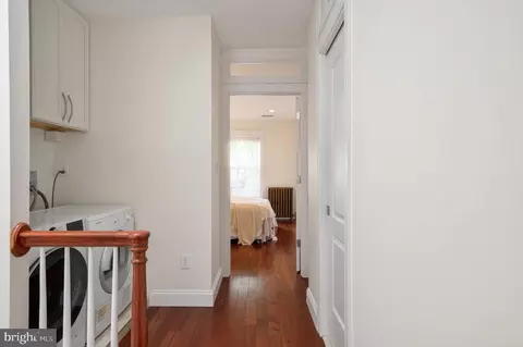 Entry Way - 21 7th St NE, Washington, DC 20002 photo 8 of 9