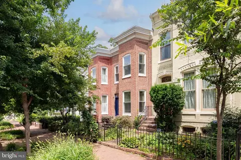Exterior - 21 7th St NE, Washington, DC 20002 photo 2 of 16