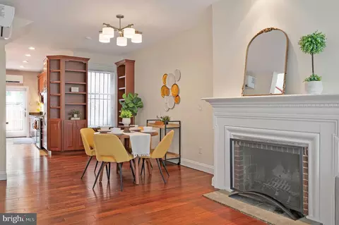 Dining - 21 7th St NE, Washington, DC 20002 photo 2 of 3