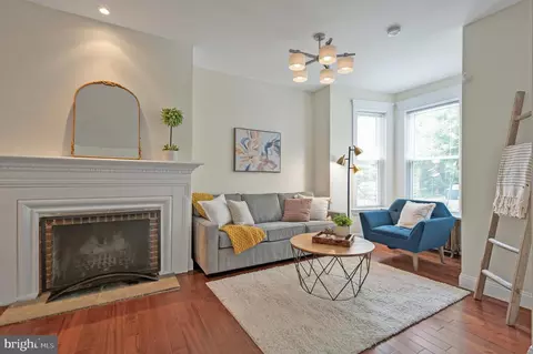 Living - 21 7th St NE, Washington, DC 20002 photo 1 of 2
