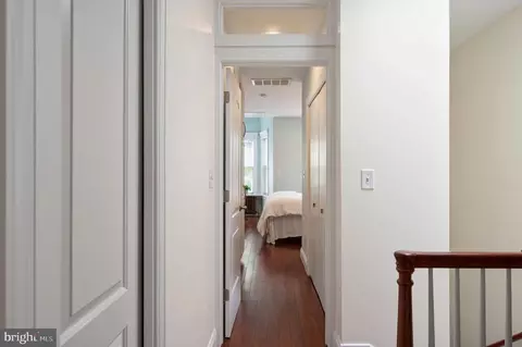 Entry Way - 21 7th St NE, Washington, DC 20002 photo 6 of 9