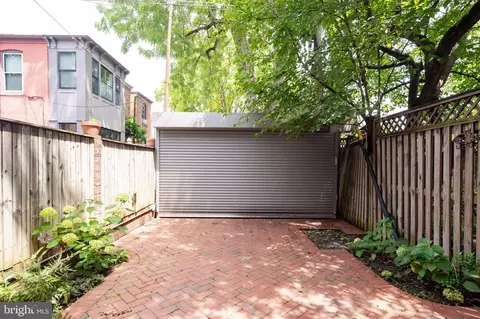 Exterior - 21 7th St NE, Washington, DC 20002 photo 3 of 16