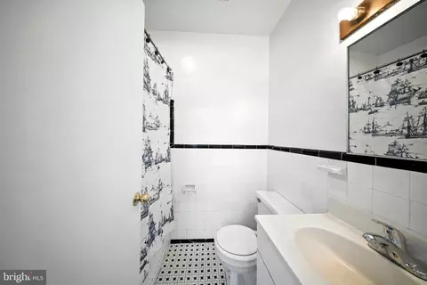 Bath - 1006 4th St NE, Washington, DC 20002 photo 2 of 2