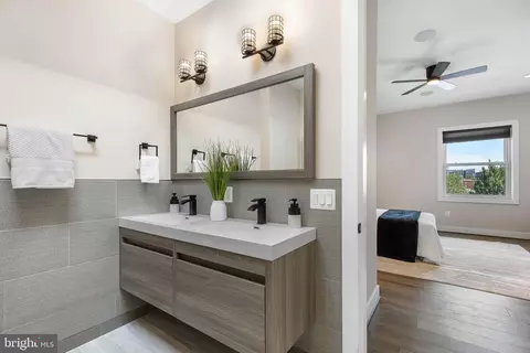 1417 Staples St NE #201, Washington, DC 20002 photo 24