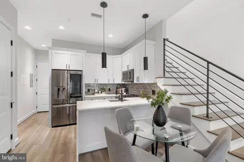 1417 Staples St NE #201, Washington, DC 20002 photo 4