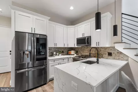 1417 Staples St NE #201, Washington, DC 20002 photo 3