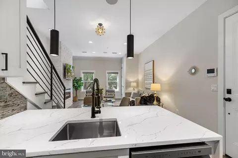 1417 Staples St NE #201, Washington, DC 20002 photo 16