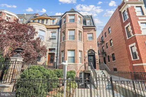1423 Clifton St NW #4, Washington, DC 20009