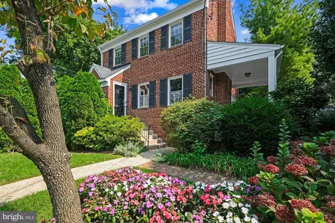 5441 32nd St NW, Washington, DC 20015