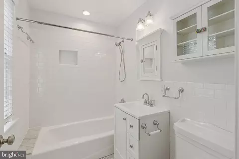 Bath - 657 E Street St SE, Washington, DC 20003 photo 5 of 7